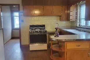 5549 S Meade Ave, Chicago, IL 60638 - Photo 3