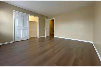 1674 Shamrock Court, Aurora, IL 60505 - Photo 11