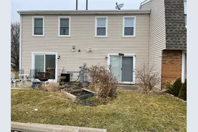 1674 Shamrock Court, Aurora, IL 60505 - Photo 15