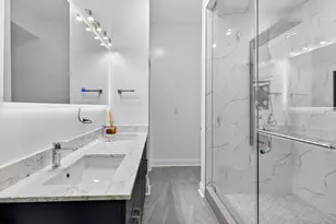 4646 S Prairie Ave, Chicago, IL 60653 - Photo 11