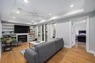 6331 N Glenwood Ave, Chicago, IL 60660 - Photo 3