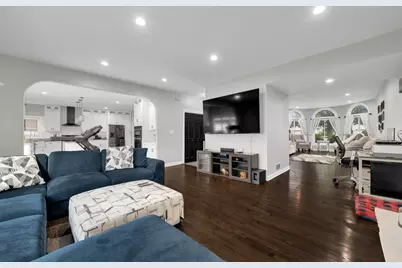 4823 W 106th Street, Oak Lawn, IL 60453 - Photo 13