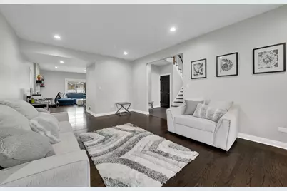 4823 W 106th Street, Oak Lawn, IL 60453 - Photo 9