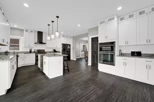 4823 W 106th St, Oak Lawn, IL 60453 - Photo 5