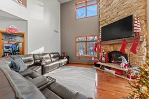 9208 Sheringham Dr, Roscoe, IL 61073 - Photo 15