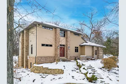 9208 Sheringham Drive, Roscoe, IL 61073 - Photo 3