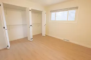 2820 N Elmwood Ave, Waukegan, IL 60087 - Photo 9