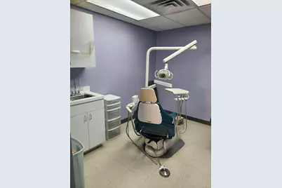 4235 W Armitage Avenue, Chicago, IL 60639 - Photo 11