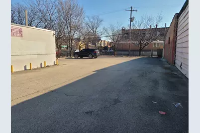 4235 W Armitage Avenue, Chicago, IL 60639 - Photo 19