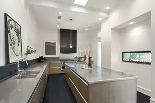 1019 N Wolcott Ave, Chicago, IL 60622 - Photo 17