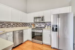 1861 Maplewood Ct, Grayslake, IL 60030 - Photo 9