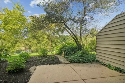 820 Golf Lane, Lake Barrington, IL 60010 - Photo 33
