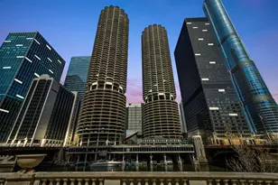 300 N State St, Chicago, IL 60654 - Photo 17