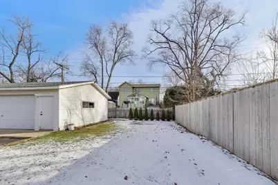 823 N Fernandez Avenue, Arlington Heights, IL 60004 - Photo 19