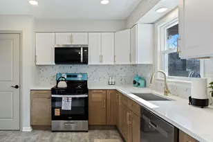 6733 W 88th St, Oak Lawn, IL 60453 - Photo 9