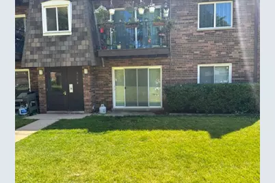 9388 Bay Colony Drive #1S, Des Plaines, IL 60016 - Photo 1