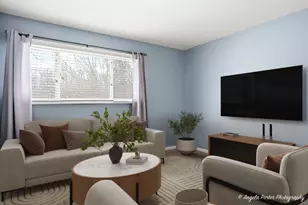 34110 N White Oak Ln, Gurnee, IL 60031 - Photo 9