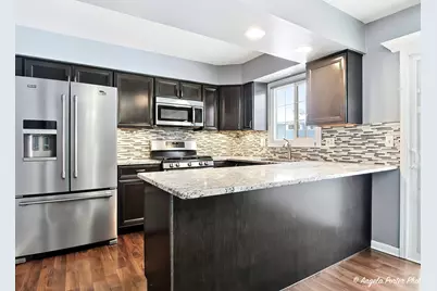 34110 N White Oak Lane #37B, Gurnee, IL 60031 - Photo 5