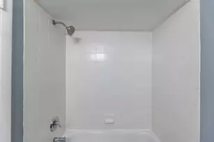 7718 S Jeffrey, Chicago, IL 60649 - Photo 17