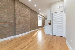 1303 W Flournoy St, Chicago, IL 60607 - Photo 3