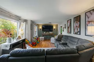 5010 N Westwood Dr, McHenry, IL 60051 - Photo 9