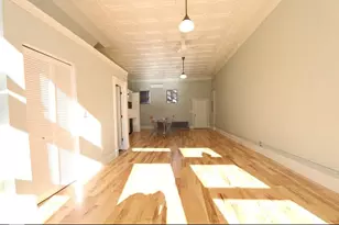 1316 W Erie St, Chicago, IL 60642 - Photo 9