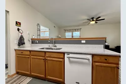 681 Ryegrass Trail, Aurora, IL 60504 - Photo 7