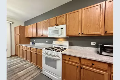 681 Ryegrass Trail, Aurora, IL 60504 - Photo 9