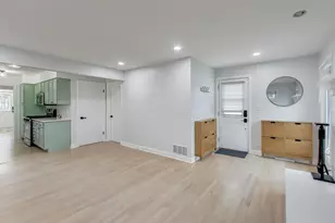 710 S Hawthorne Ave, Elmhurst, IL 60126 - Photo 11