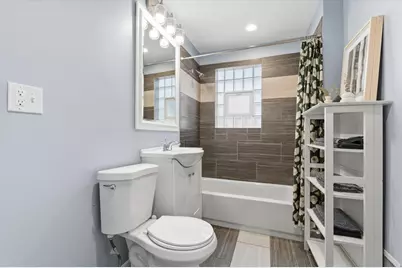 4935 W Carmen Avenue, Chicago, IL 60630 - Photo 11