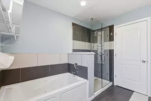 4935 W Carmen Ave, Chicago, IL 60630 - Photo 15