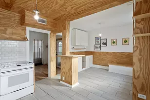 4837 W Irving Park Rd, Chicago, IL 60641 - Photo 9