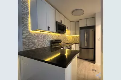 5455 N Sheridan Road #1807, Chicago, IL 60640 - Photo 3