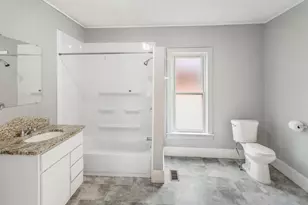 705 Nicholson St, Joliet, IL 60435 - Photo 11