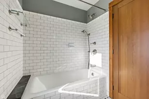 3814 N Mozart St, Chicago, IL 60618 - Photo 23