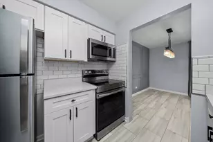 3241 S 50th Ct, Cicero, IL 60804 - Photo 7