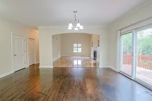 200 Ahmed Ct, Glendale Heights, IL 60139 - Photo 7