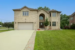 200 Ahmed Ct, Glendale Heights, IL 60139 - Photo 1