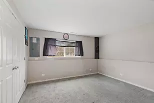 144 Town Center Blvd, Gilberts, IL 60136 - Photo 19