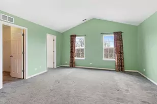 144 Town Center Blvd, Gilberts, IL 60136 - Photo 13