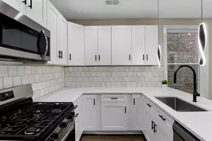 4918 W Fulton St, Chicago, IL 60644 - Photo 13