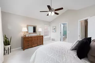 1606 Fairfax Ln, Oakbrook Terrace, IL 60181 - Photo 21