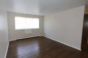 1040 W Hollywood Ave, Chicago, IL 60660 - Photo 9