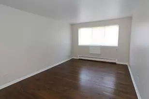 1040 W Hollywood Ave, Chicago, IL 60660 - Photo 7