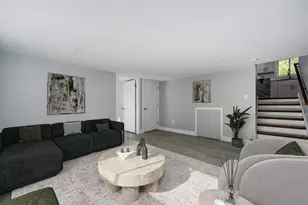 7225 N East Prairie Rd, Lincolnwood, IL 60712 - Photo 17