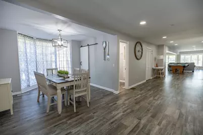 1015 N River Road, McHenry, IL 60051 - Photo 5