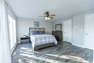 1015 N River Rd, McHenry, IL 60051 - Photo 15