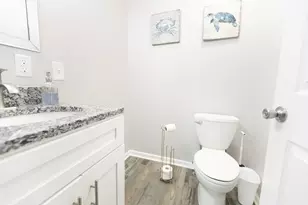 1015 N River Rd, McHenry, IL 60051 - Photo 13