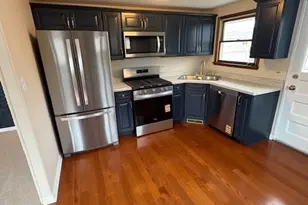 8855 S Komensky Ave, Hometown, IL 60456 - Photo 3