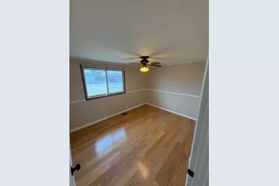 8855 S Komensky Avenue, Hometown, IL 60456 - Photo 7